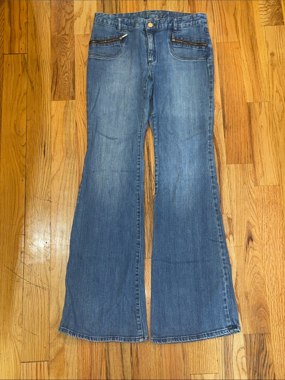 MICHAEL Michael Kors Women's Flared Jeans in Blue Denim 8 Tall